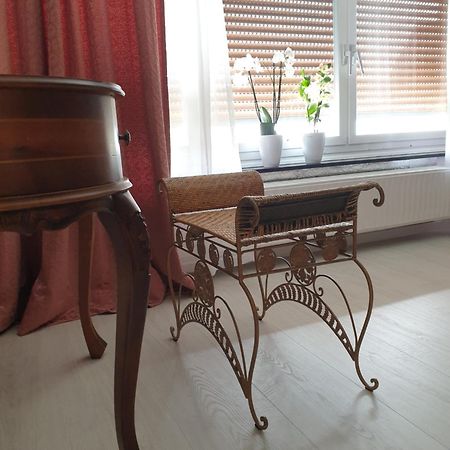 Zimmer Mit Charme Sonne Нюрнберг Екстериор снимка